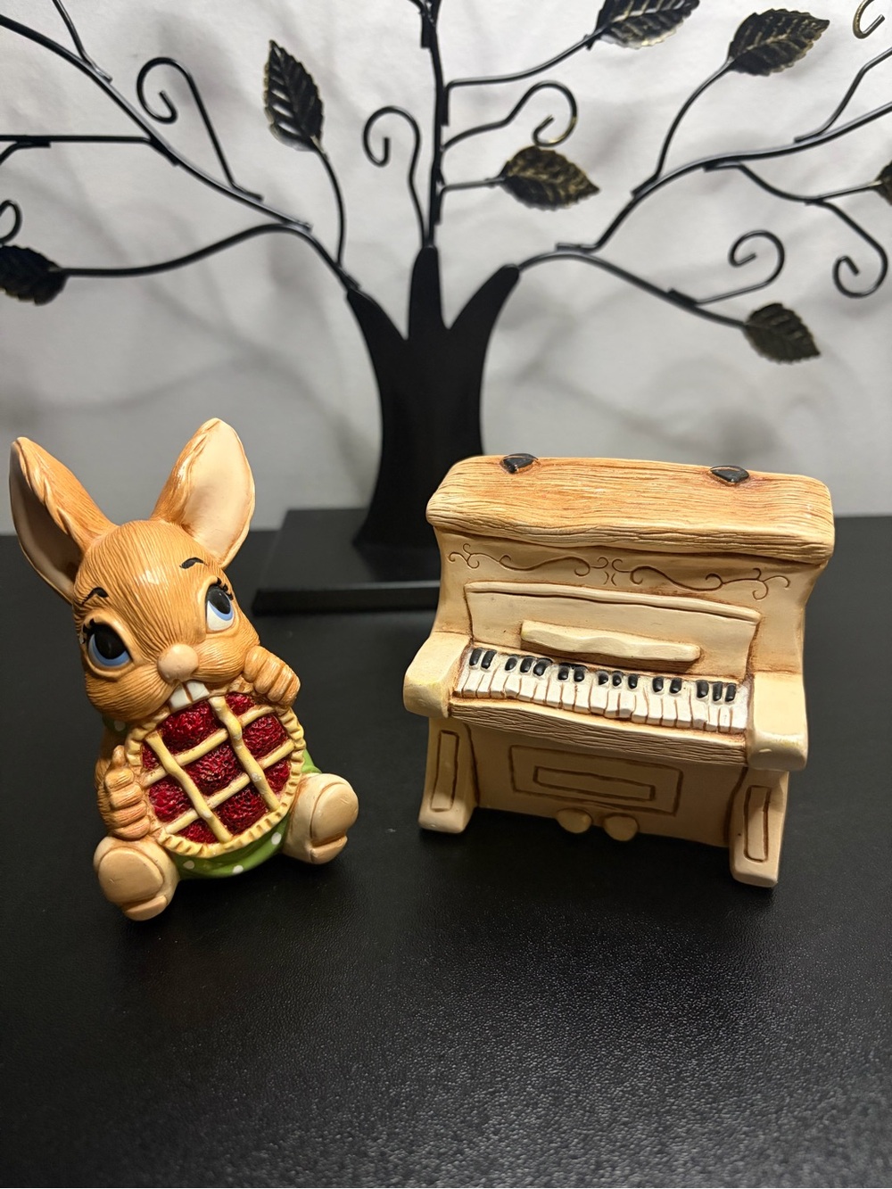 Vintage Pendelfin Picnic Midge Rabbit & Piano Figurines Lot of 2